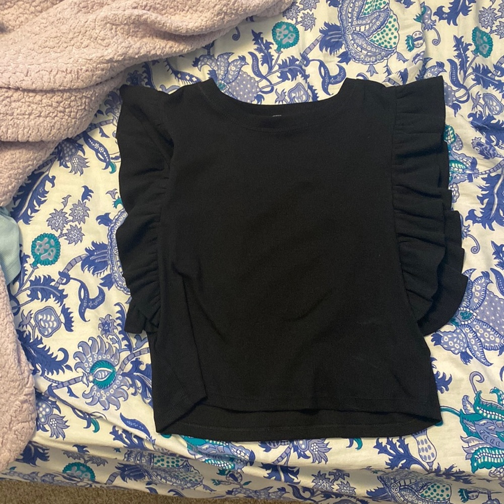 Black Zara cropped top with ruffled sides